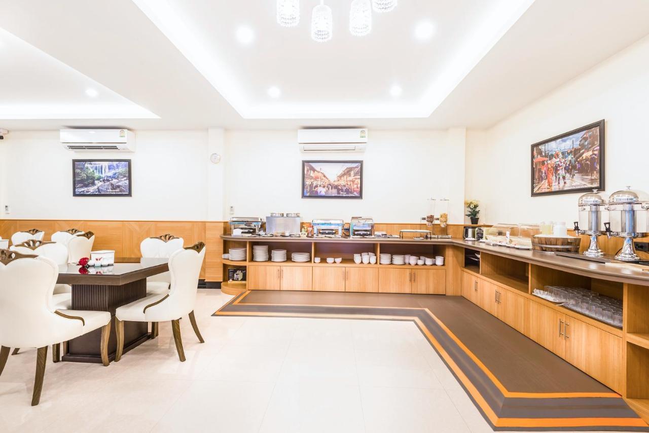 Au Place Hotel Löj Kültér fotó