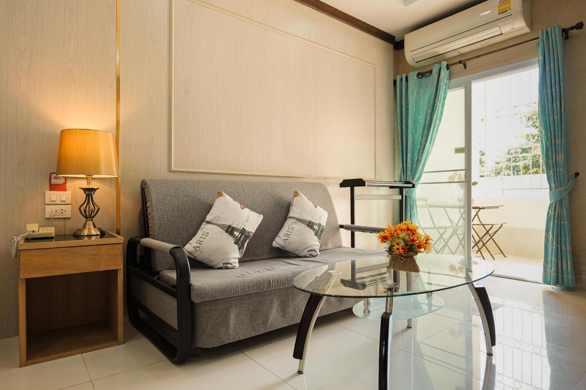 Au Place Hotel Löj Kültér fotó